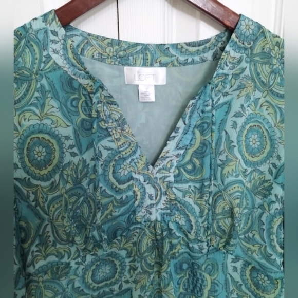 Ann Taylor Loft Floral Long Sleeve Blouse - Picture 4 of 13